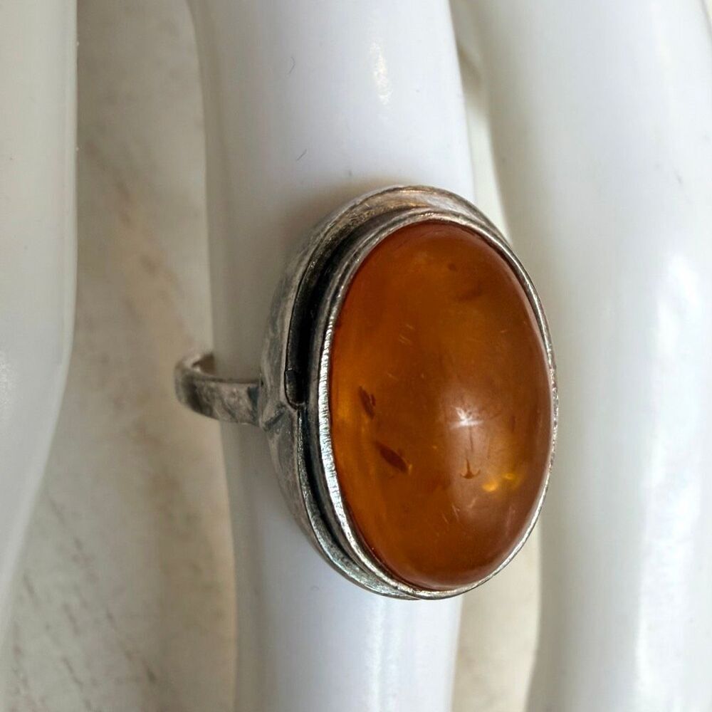 Vintage Sterling Silver Amber Cabochon Ring - Picture 8 of 13